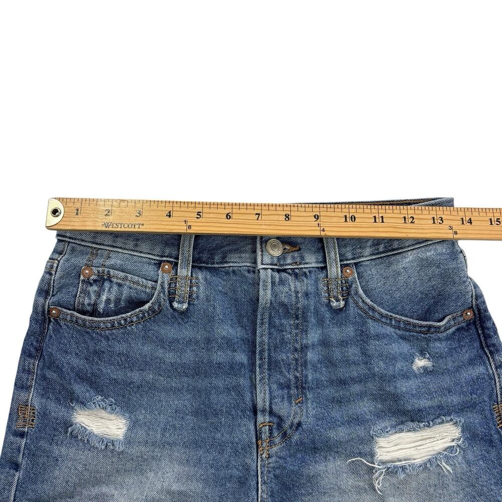 Free People Makai Cut Off Jean Shorts Women's Size 25 Denim Raw Hem Distressed - Picture 12 of 16